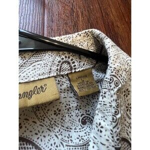 MEN'S WRANGLER RETRO LONG SLEEVE PRINT SHIRT IN BEIGE PAISLEY Size M
